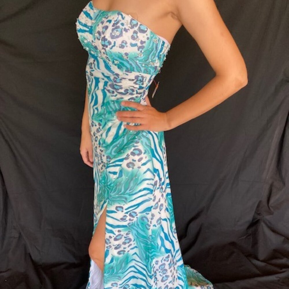 Mori Lee - by Madeline Gardner:  new with tags - size 5/6